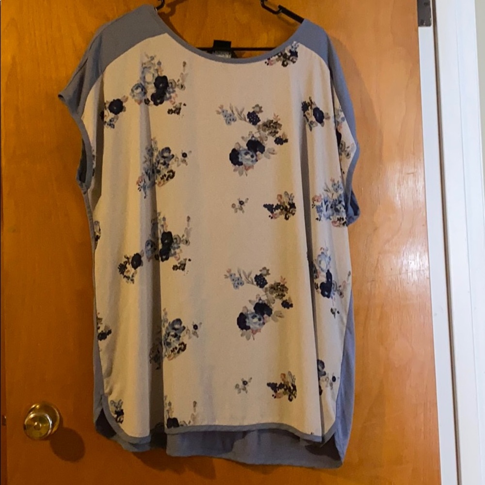 Pretty Top
